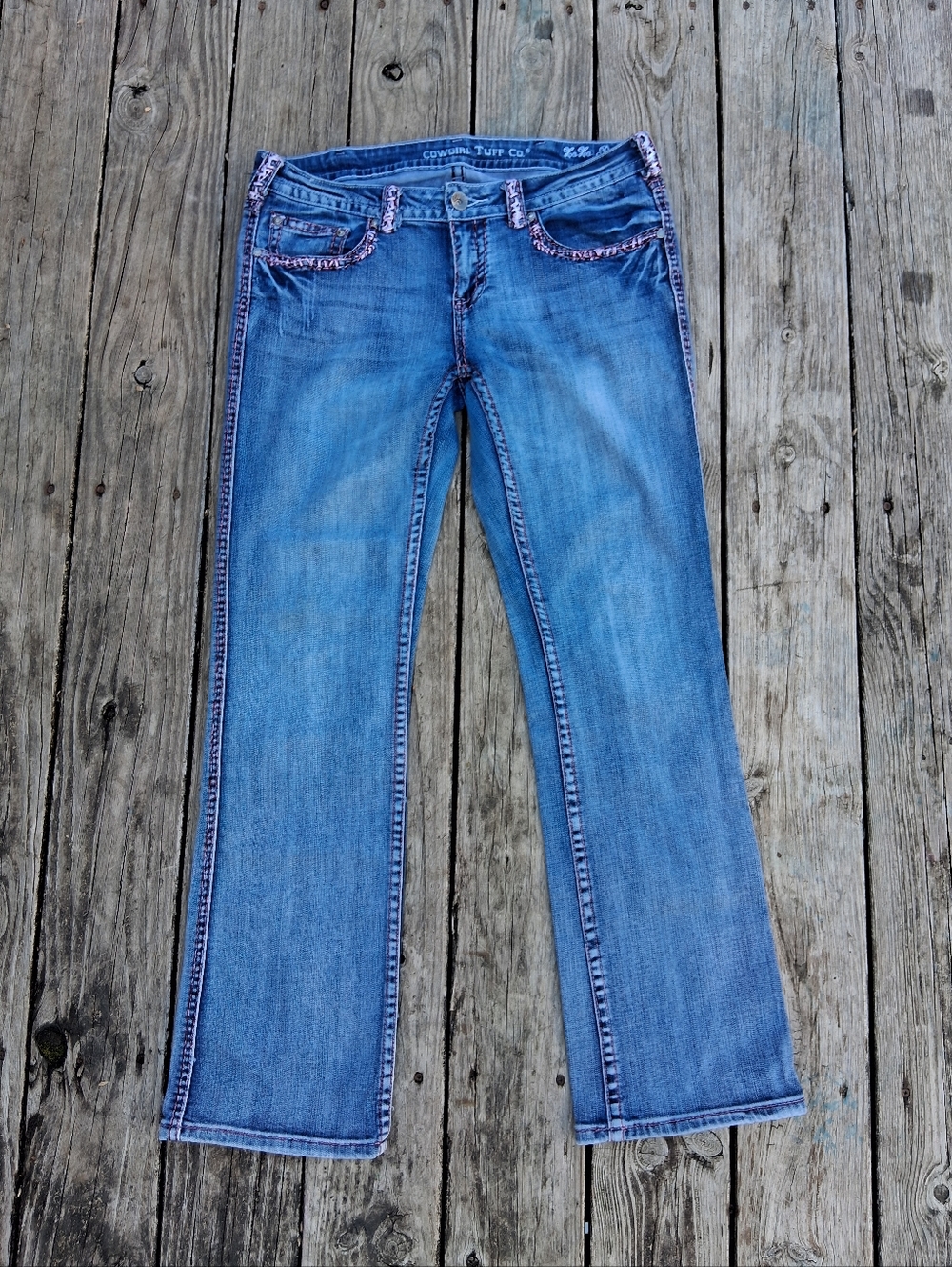 Cowgirl Tuff Bootcut Jeans 31x33 Western Denim Red Stitching Stud Detail